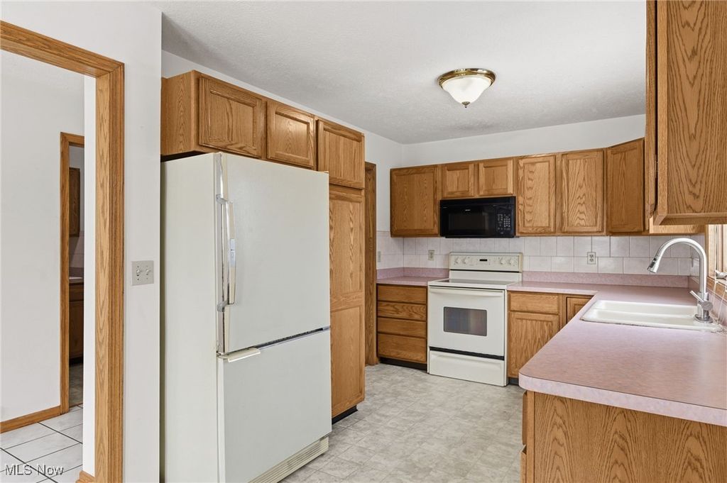 Photo of 6261 Hollow Lane, Medina, OH 44256 (MLS # 5175630)