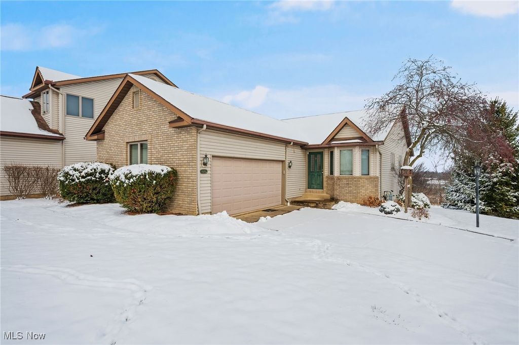 Photo of 6261 Hollow Lane, Medina, OH 44256 (MLS # 5175630)