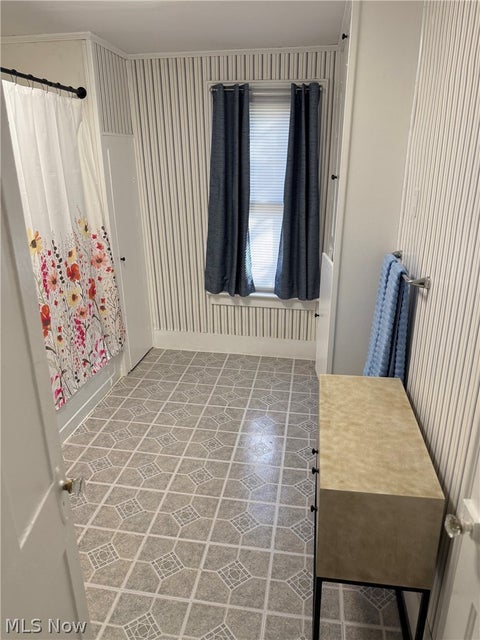 Tiny photo for 233 Westwood Avenue, Akron, OH 44302 (MLS # 5254814)
