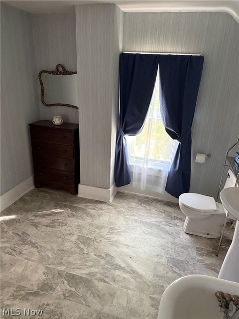 Tiny photo for 233 Westwood Avenue, Akron, OH 44302 (MLS # 5254814)