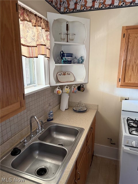 Tiny photo for 233 Westwood Avenue, Akron, OH 44302 (MLS # 5254814)
