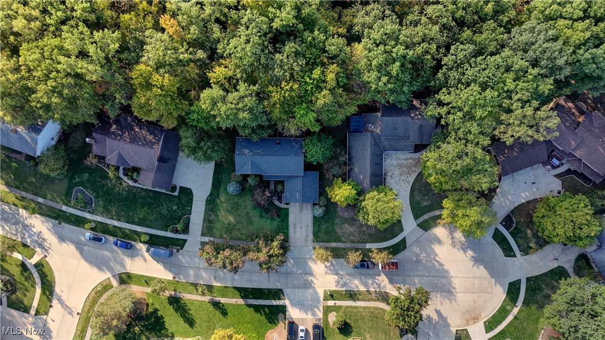 Strongsville, Ohio 44149, United States, 4 Bedrooms Bedrooms, ,4 BathroomsBathrooms,Residential,Active,218333