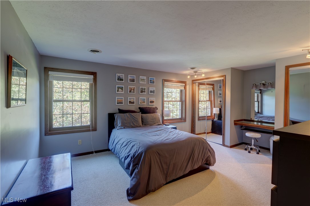 Strongsville, Ohio 44149, United States, 4 Bedrooms Bedrooms, ,4 BathroomsBathrooms,Residential,Active,218333