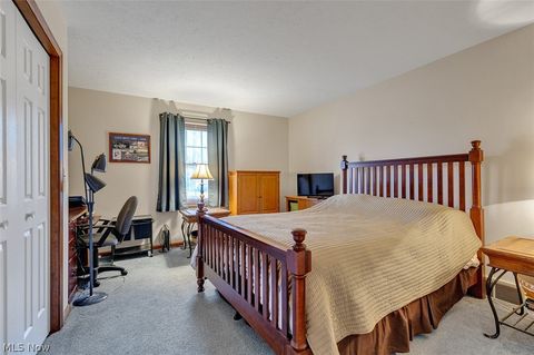 Tiny photo for 4623 Queen Anne Avenue, Lorain, OH 44052 (MLS # 5188008)