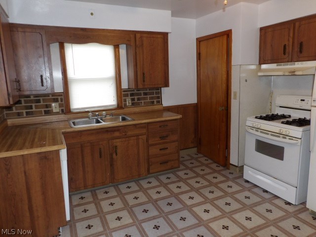 City/Youngstown - Residential Lease