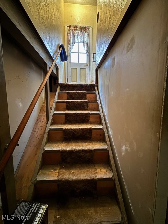 3334 Brookdale Avenue, Parma, Ohio image 18