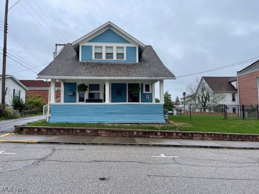 Adorable home in town of Woodsfield.  3 Bedrooms, 1.5 Baths. Hardwood floors, Original woodwork, Pocket Doors between living and dining room. Exterior of home is wood and was painted in 2024.  Most all windows are replaced with vinyl.  Fence in side yard was installed in 2023.  Many updates over the years, breaker box, furnace, windows, painting of interior and exterior. 
Public utilities.