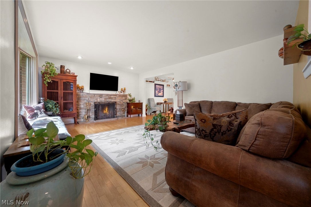 2675 W Ridgewood Drive