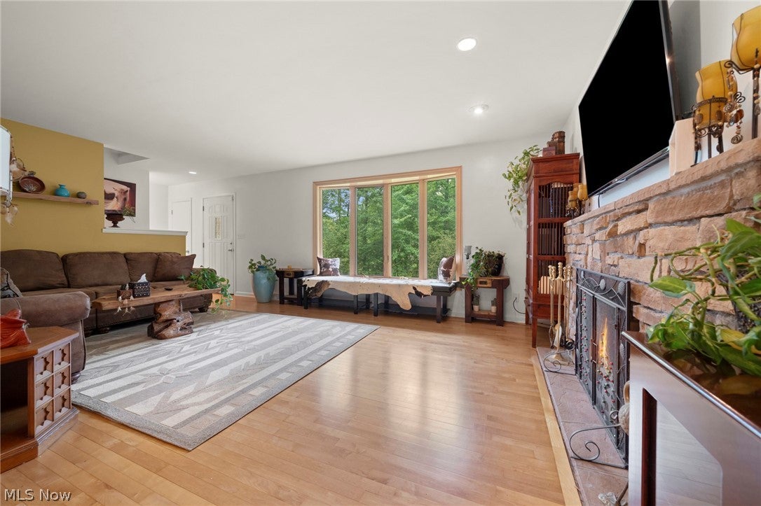 2675 W Ridgewood Drive
