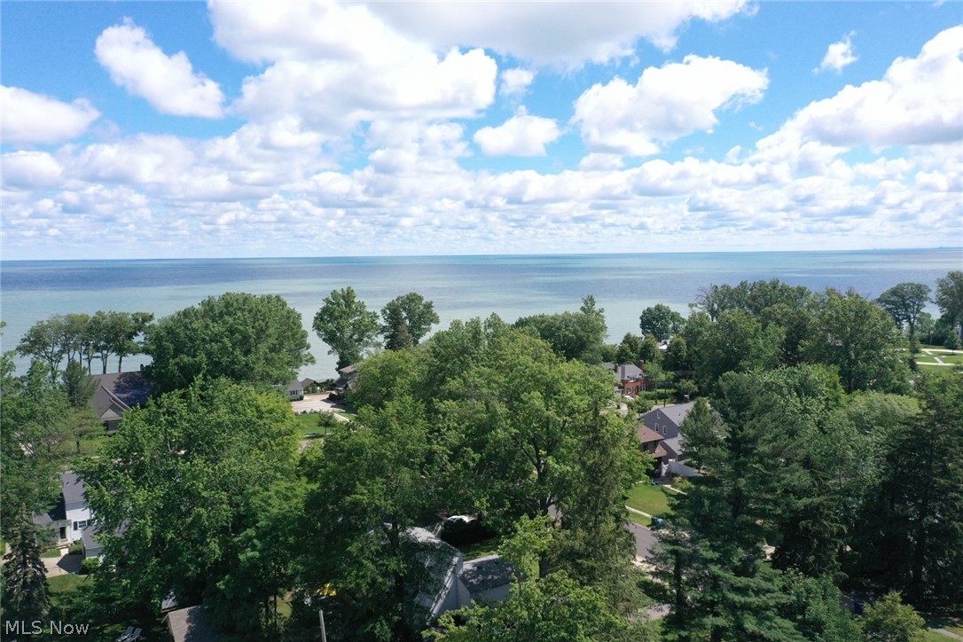 Elmwood Beach - Residential