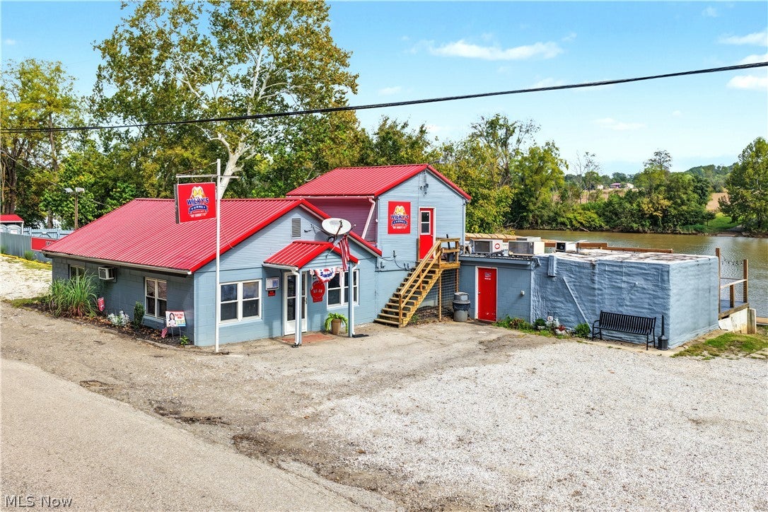 860 Muskingum River Road