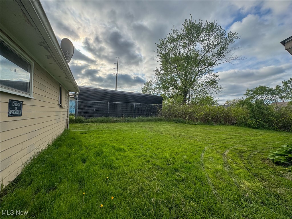 1884 Victoria Street, Warren, Ohio image 17