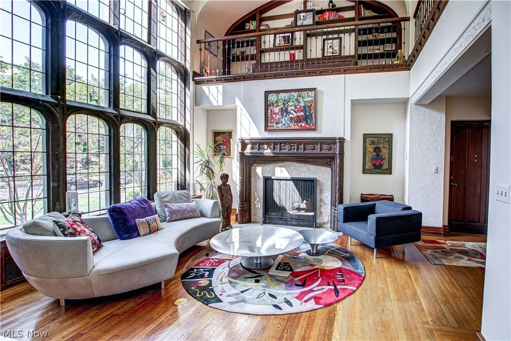 Photo of 13715 Shaker Boulevard #1B, Cleveland, OH 44120 (MLS # 5194435)