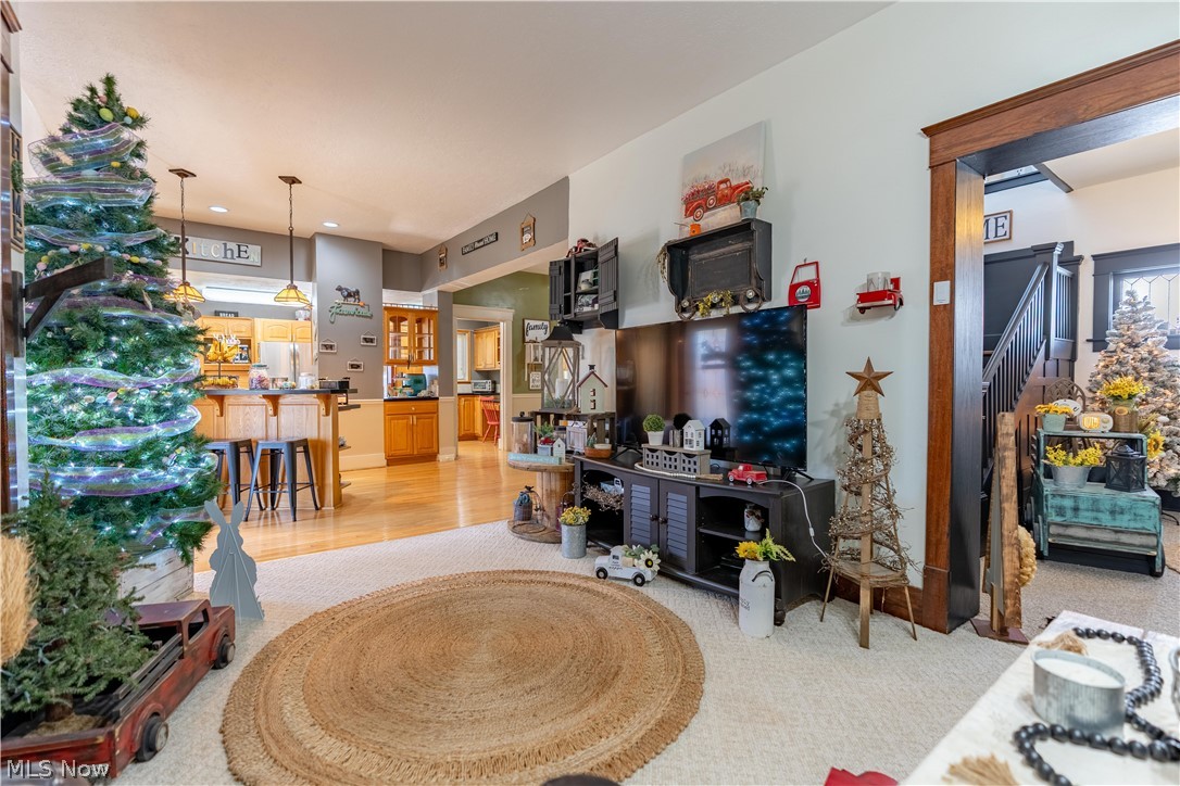 Dover Land & Improv Co S - Residential