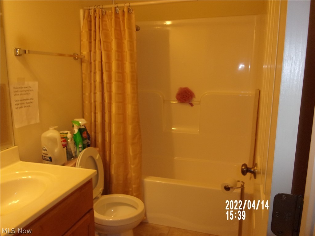 Silver Stone Condo - Residential