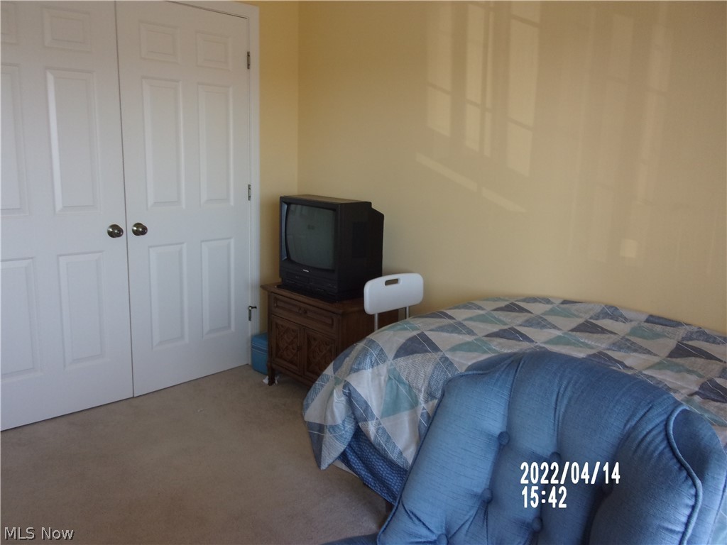 Silver Stone Condo - Residential