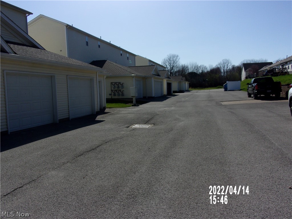 Silver Stone Condo - Residential