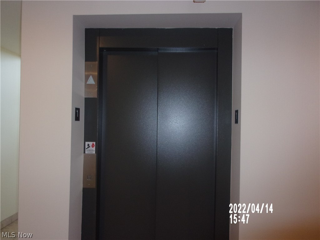 Silver Stone Condo - Residential