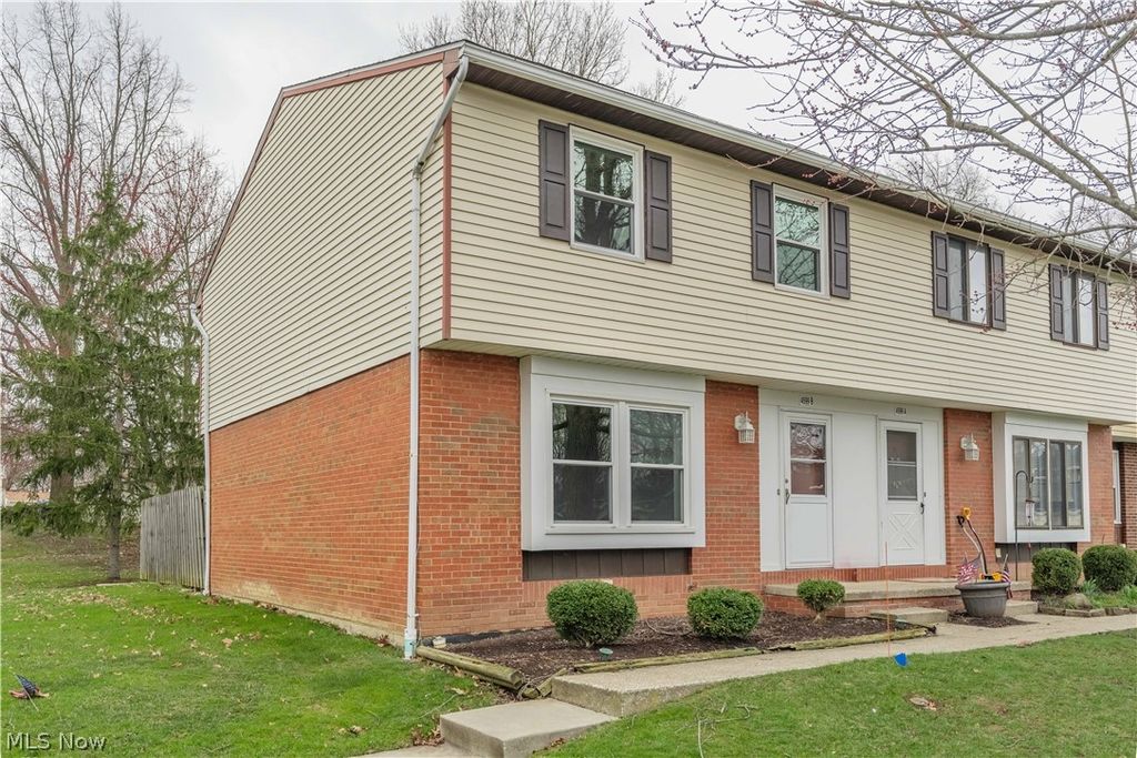 Photo of 4599 Cox Drive #B, Stow, OH 44224 (MLS # 5193975)