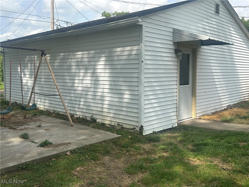 616 Vine Street, Coshocton, Ohio image 7
