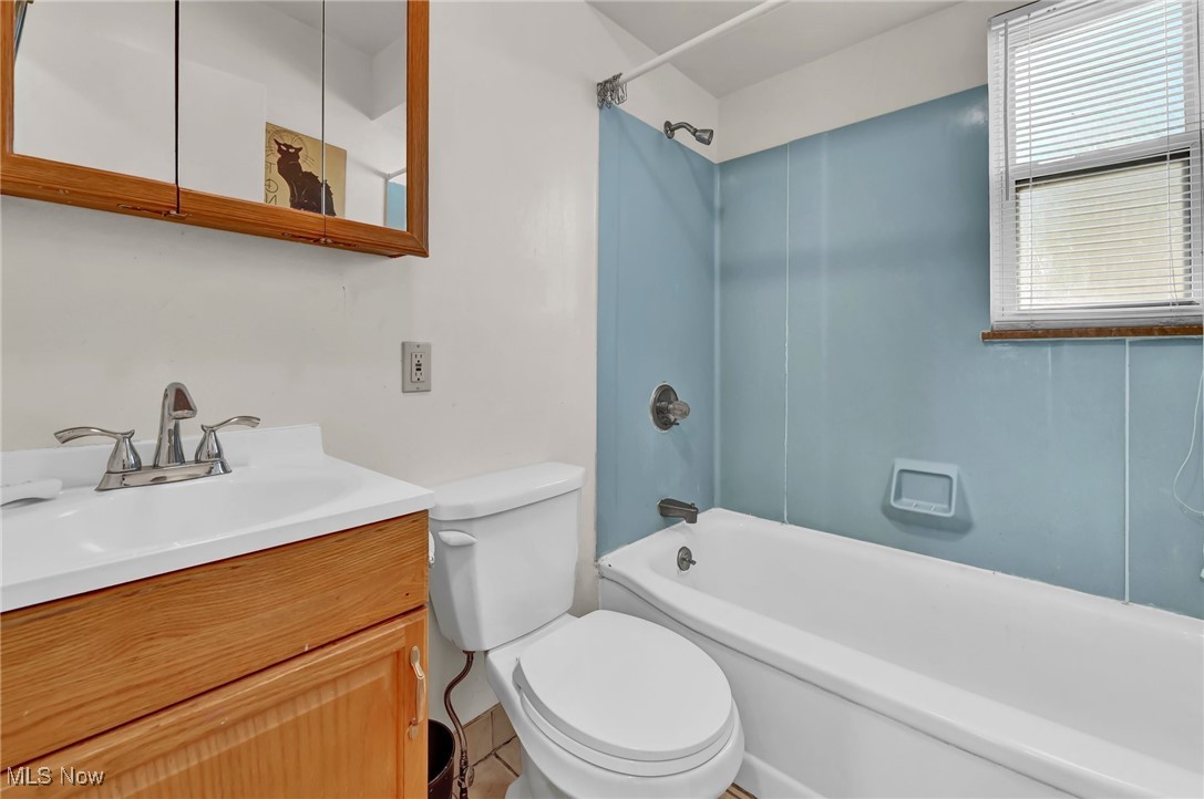 27840 Knickerbocker Road, Bay Village, Ohio image 16