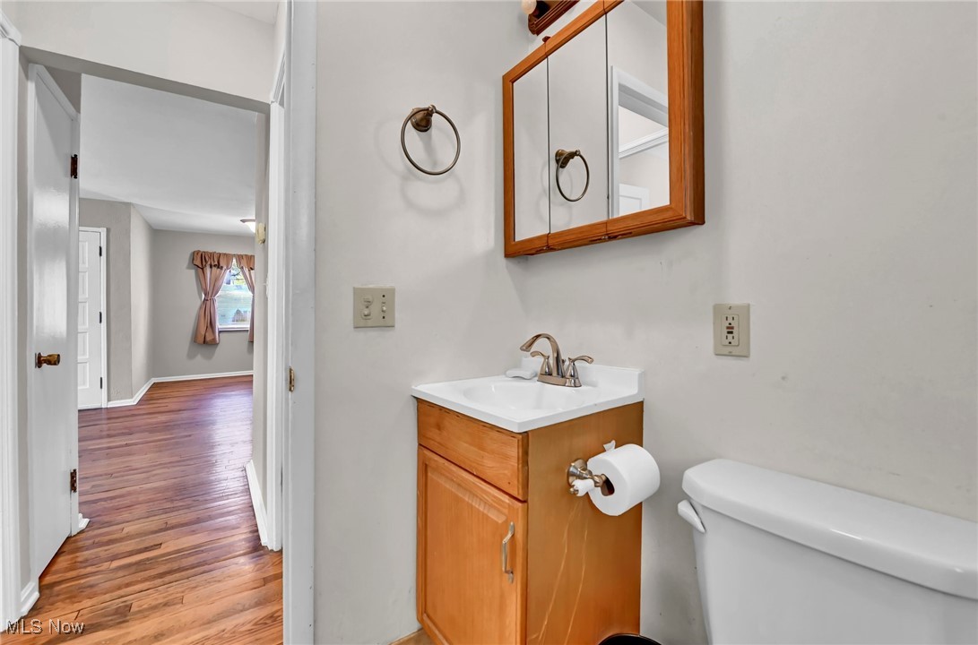 27840 Knickerbocker Road, Bay Village, Ohio image 17