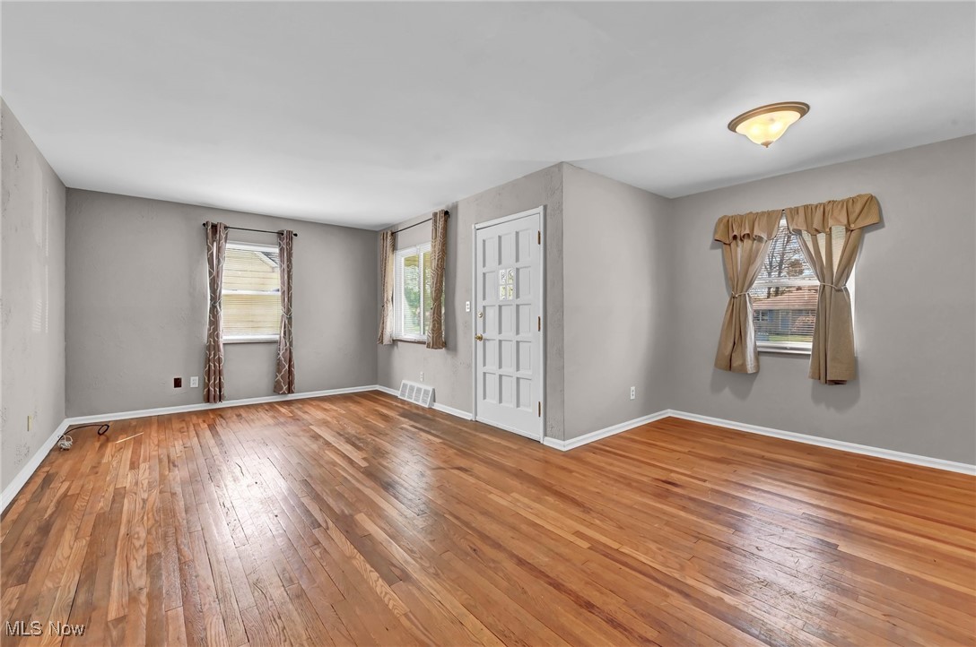 27840 Knickerbocker Road, Bay Village, Ohio image 7