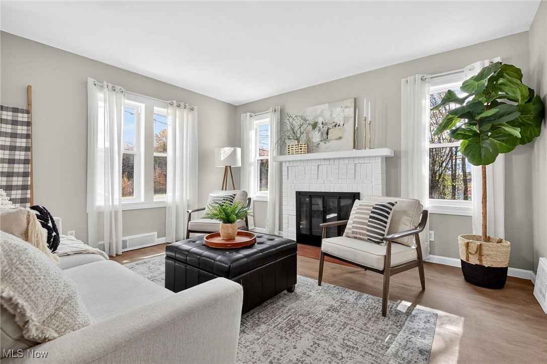 M Thomas 1 - Residential