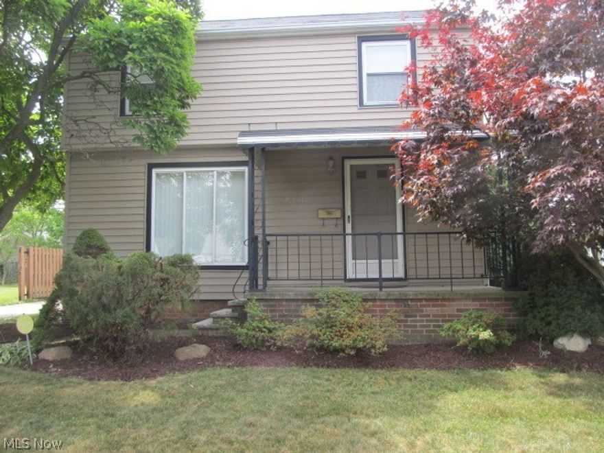 Charming Colonial in the City of Euclid. Featuring 2 bedrooms and 2 full baths. Large Living Room with tons of natural sunlight. Full basement, with extra storage room. Master Bedroom features wood flooring. Additional features; 2 car detached garage, and central air.