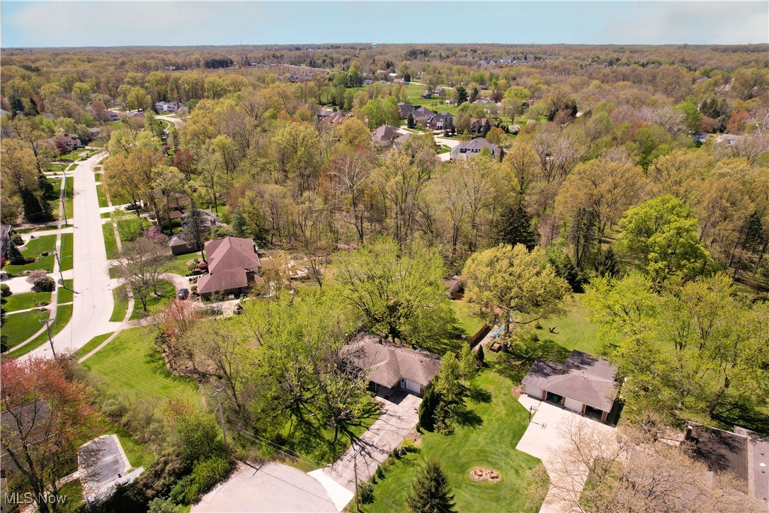 132 Forest Hill Drive, Amherst, Ohio image 30
