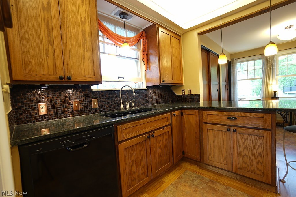 Clifton Park Land & Improv - Residential