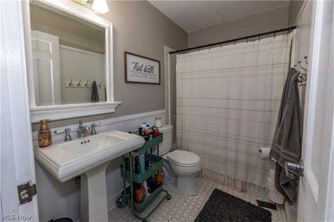 Tiny photo for 136 Parmelee Drive, Hudson, OH 44236 (MLS # 5255481)