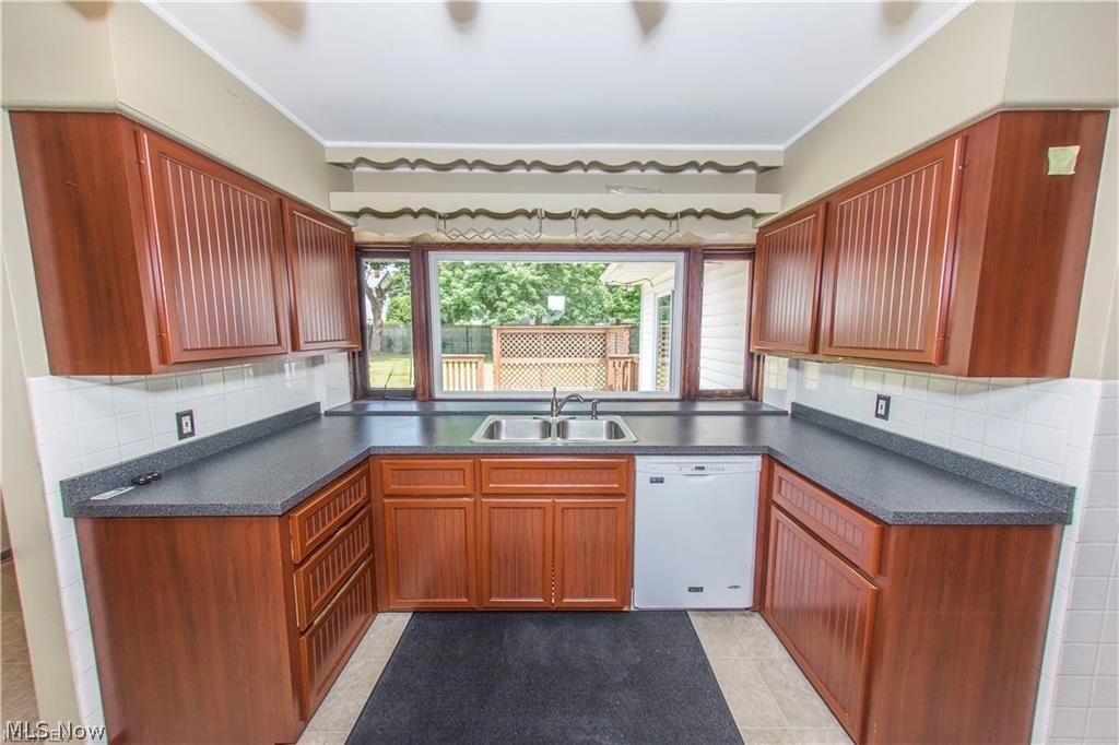 Fairlawn Park - Residential Lease