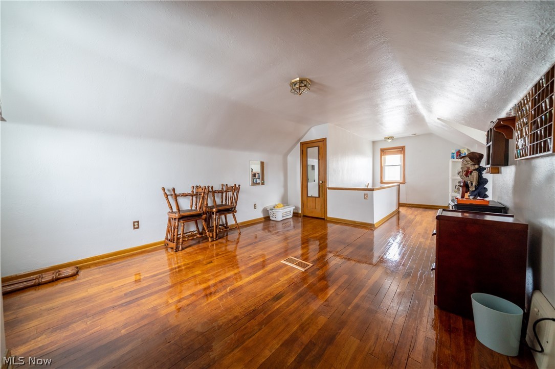 Ridgewood 04 - Residential