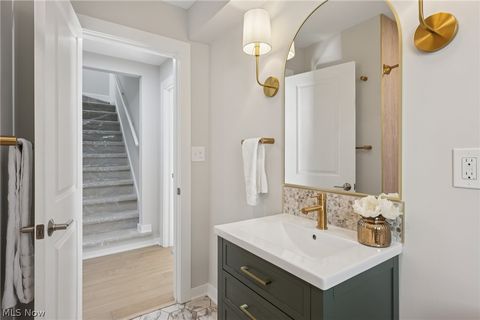 Tiny photo for 3798 Grosvenor Road, South Euclid, OH 44118 (MLS # 5190105)