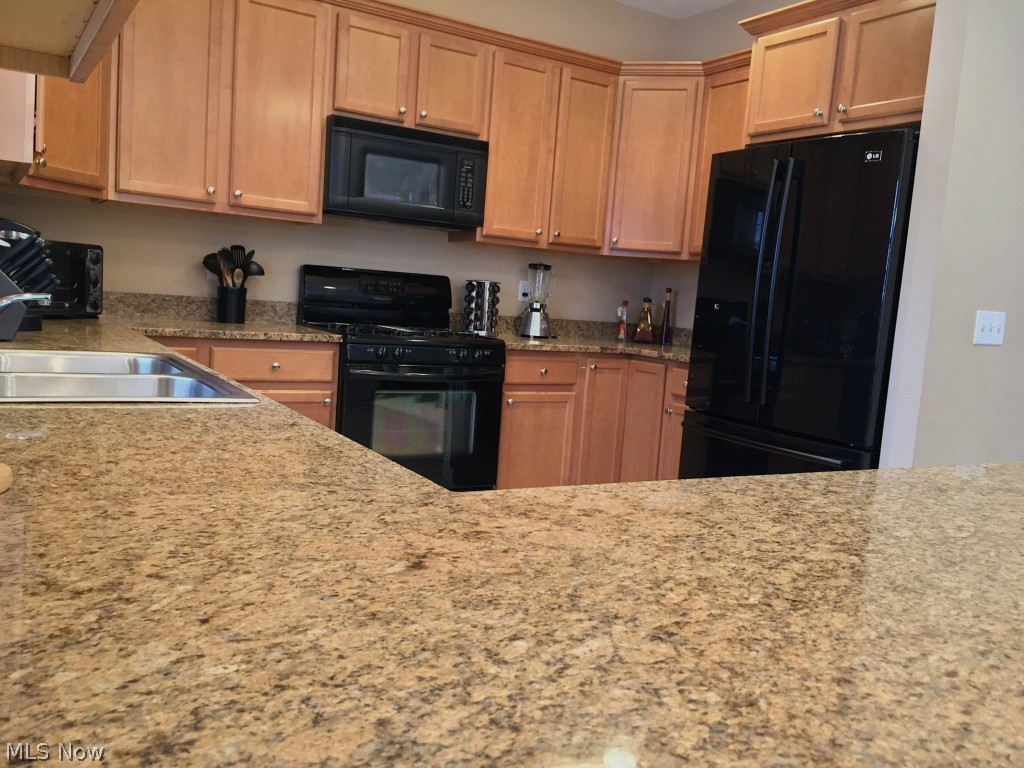 Oakmont Sub/Walter H Tellings - Residential Lease