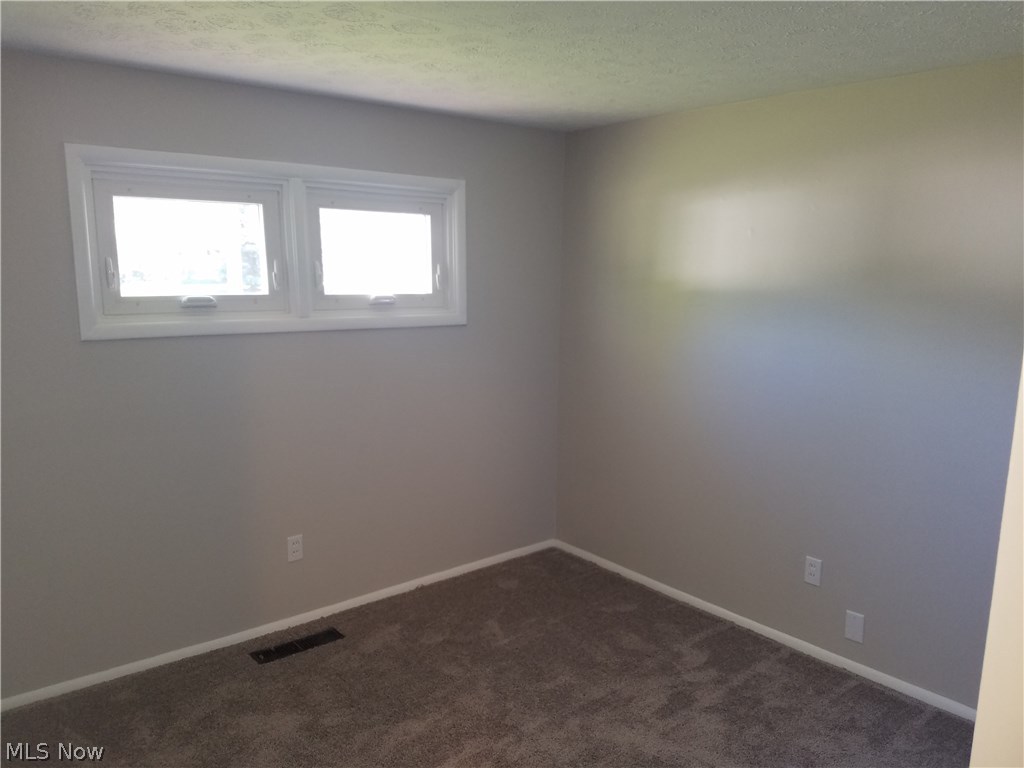 Nfld Square Sub - Residential