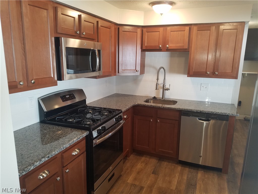 Nfld Square Sub - Residential