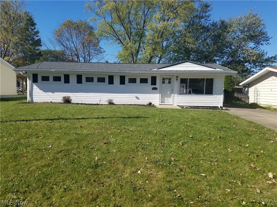 Nice home!  Remodeled Ranch Home with garage and fenced-in back yard.  Nothing left to do but move in and enjoy.  Updated kitchen with granite counter tops and new appliances.  Updated bathrooms.  New flooring and fresh paint throughout.