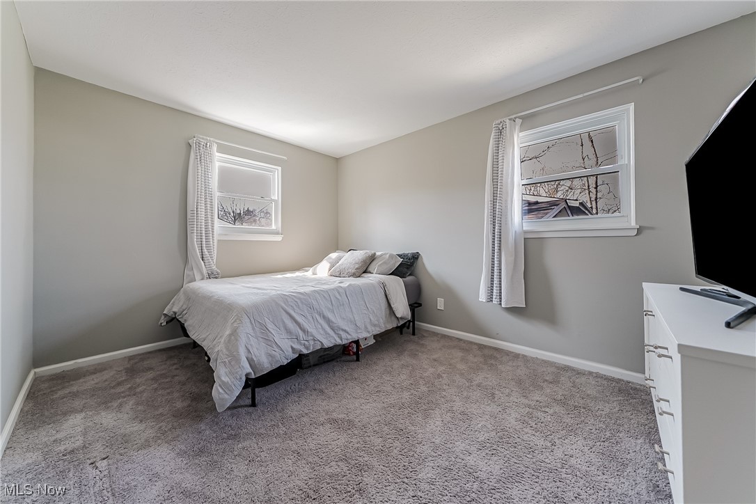 24065 Fairlawn Drive, North Olmsted, Ohio image 12
