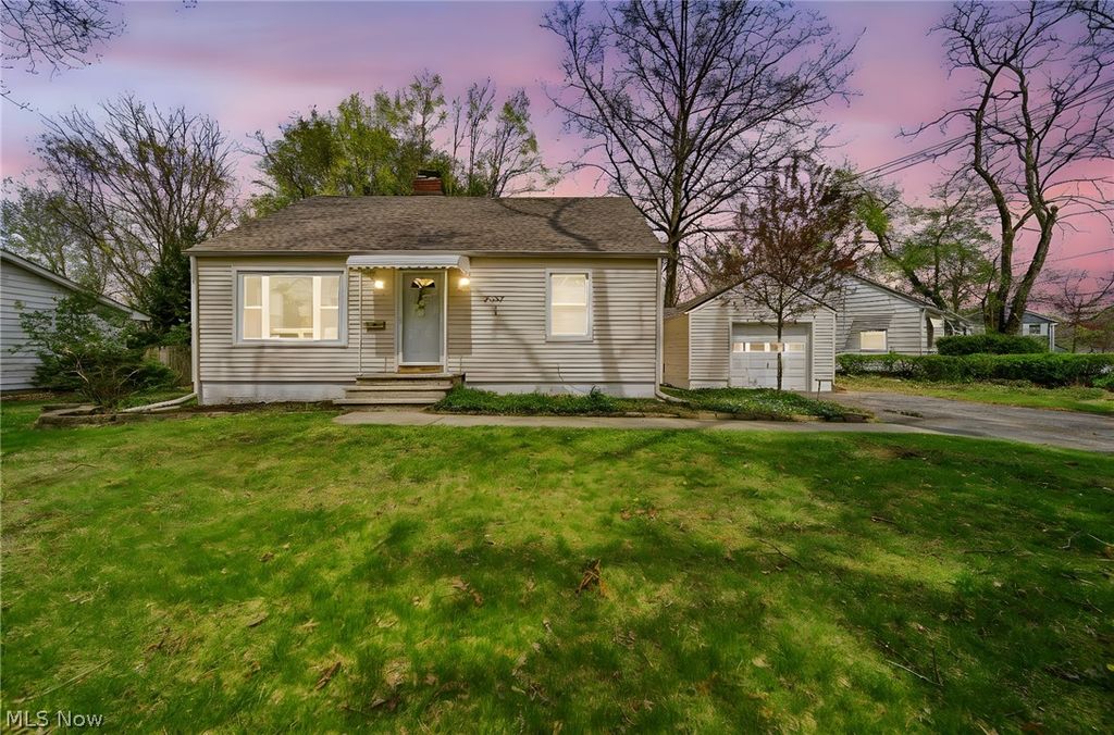 Photo of 7857 Emery Circle, Mentor, OH 44060 (MLS # 5201966)