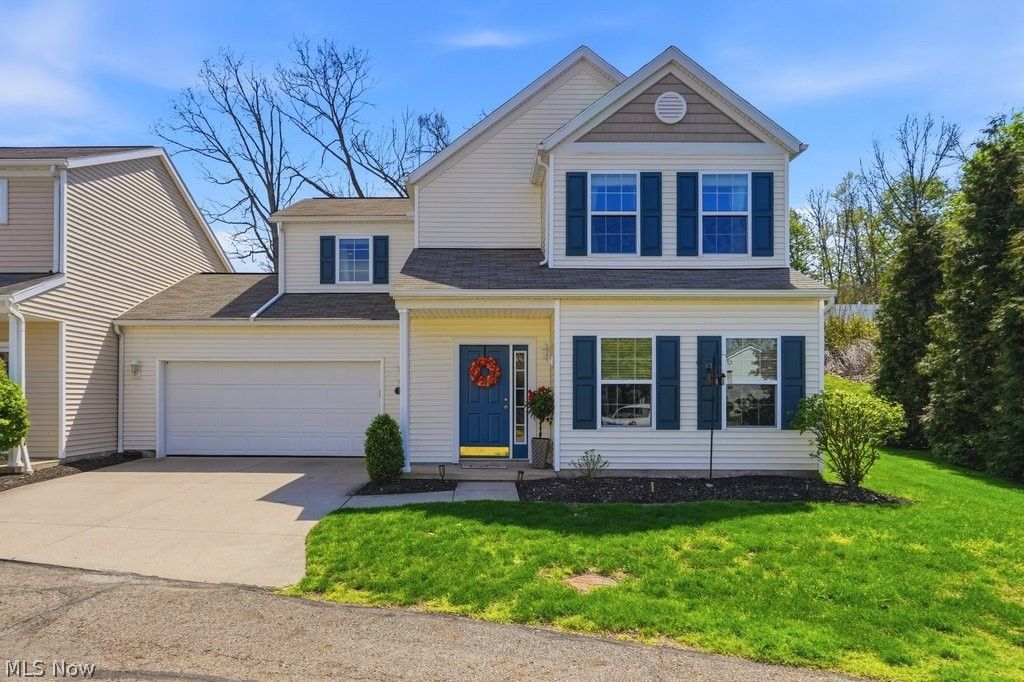 Photo of 307 Teal Circle, Coventry, OH 44319 (MLS # 5202879)