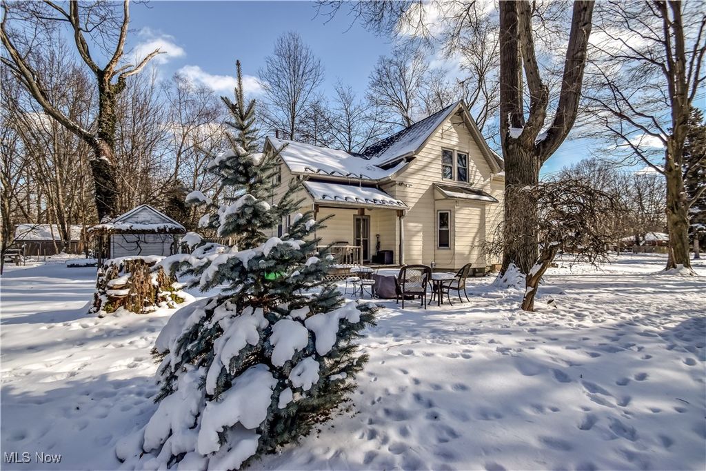 Photo of 4267 Bluestone Road, South Euclid, OH 44121 (MLS # 5182822)