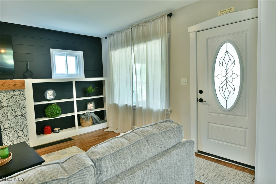 Maple Homestead - Residential