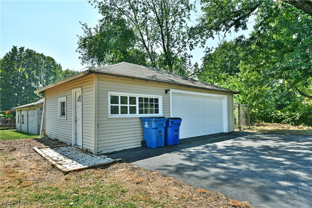 Maple Homestead - Residential