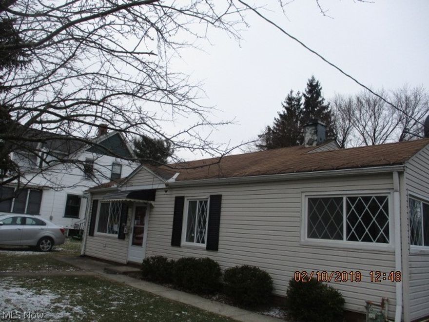 This property qualifies for Freddie Mac First Look Initiative through3-31-19. Owner occupant offers will be considered during this period. Priced to reflect repairs needed! This 3 bedroom, 2 full bath home offers plenty of potential! Spacious kitchen, large family room addition, great deck for entertaining and updated vinyl siding. The super 174’ deep lot is the star of the show! Great location in Bedford! Make your appointment today!