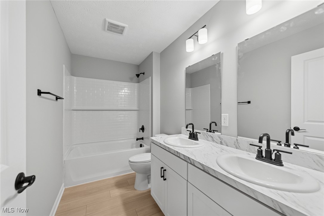 Enclave at Forest Lakes - Residential