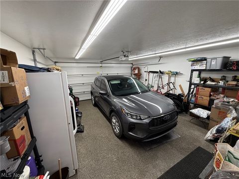 Tiny photo for 304 Woodland Way, Jefferson, OH 44047 (MLS # 5190032)