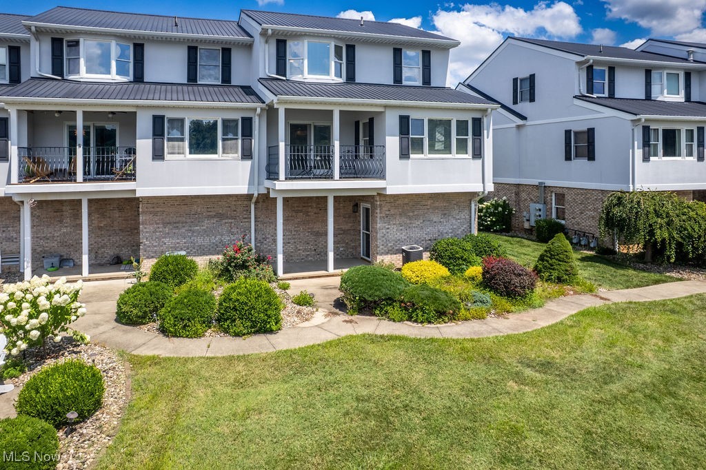 Rivers Edge Condos - Residential