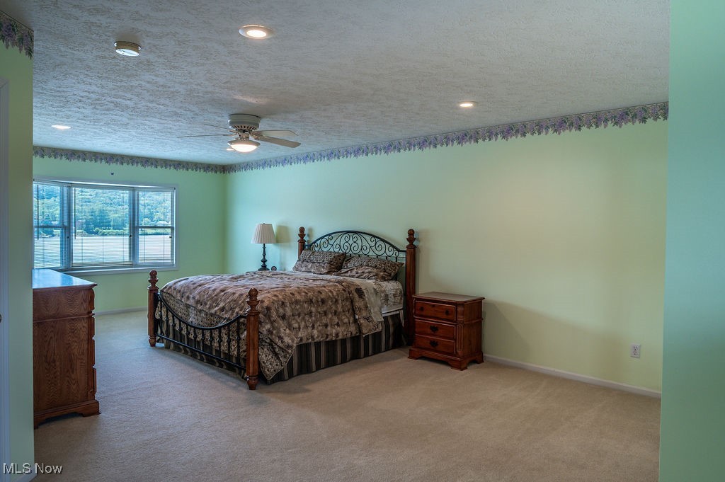 Rivers Edge Condos - Residential